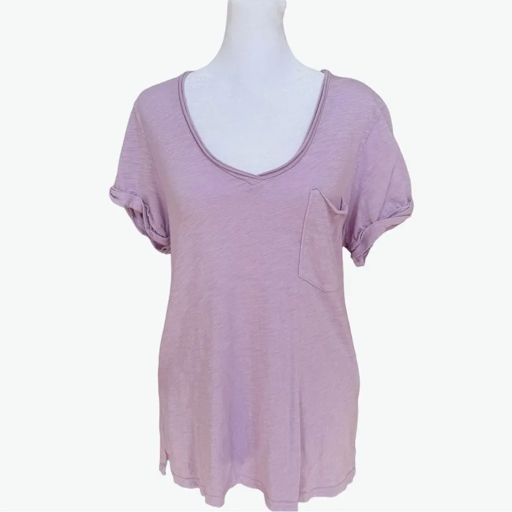 T. La Anthropologie Short Sleeve Purple Flowy Classic V-Neck Pocket Tee. Medium. - Picture 1 of 7